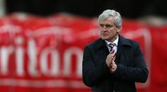 Nedoceněnému Hughesovi by slušela trofej. Třeba FA Cup se Stoke