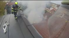 Mladé lidi v Brně uvěznil v bytě požár! Zachránil je žebřík hasičů