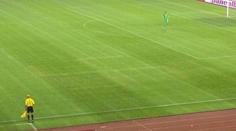 Skandál v kvalifikaci: V Chorvatsku se na hřišti objevil hákový kříž!