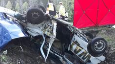 Nehoda na Prachaticku uzavřela silnici. Zemřel řidič i spolujezdec