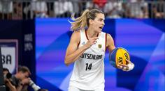To chce potlesk. Basketbalistka má z OH zlato, v Paříži hrála se zlomenou rukou