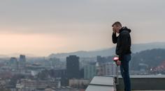 Mladík shodil dítě ze střechy. Chtěl jsem být ve zprávách, přiznal soudu