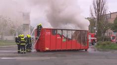 Požár u barrandovských ateliérů. Dým viděla skoro celá Praha