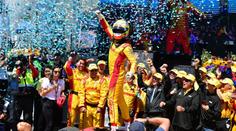Red Bull hledá Verstappenovi parťáka. Měl oslovit překvapivé jméno