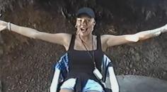 VIDEO: Kerndlová představila nový klip. Staré záběry se Zeťovou rozplakaly fanoušky