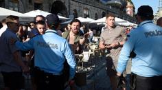 Finále LM předchází tvrdé potyčky, fanoušci City a Chelsea se rvou