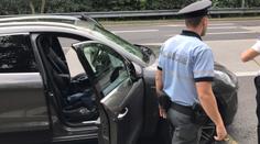 Ukradl porsche v Německu: U nás naboural auto, které vezlo dítě