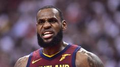 Rekordní Lebron s Clevelandem vyloupili palubovku Toronta!