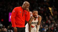 Střela roku? Hvězda NBA trefila trojku téměř z půlky hřiště