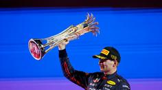 Stane se Hamilton rekordmanem? Verstappen by mohl přijít o loňský titul