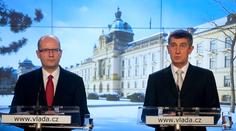 Vláda před volbami rozdává dárky a slibuje. Tohle vše si zaplatíme