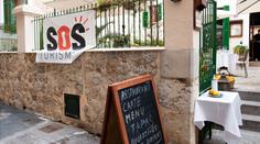 Krize na Mallorce: Vyděsili jsme turisty, zoufají si hotely. Restaurace zejí prázdnotou