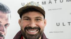 Nadšený Attila Végh hodnotí Kollerův film. Klobouk dolů, Honzo
