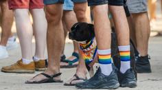 Prahou prochází průvod Prague Pride. Organizátoři očekávají 45 tisíc účastníků