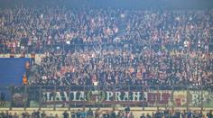 Fanoušek Slavie o útoku policie: Bylo to přehnané. Ocenil i reakci ochranky klubu