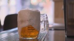 V centru Prahy se možná v noci nebude smět prodávat alkohol. Občané rozhodli