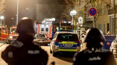Všude byla krev, lidé leželi na zemi, popsal masakr v Hanau svědek