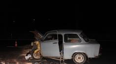 TRABANT skončil jako šrot, řidič čelní srážku nepřežil