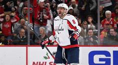 Ovečkin hattrickem dosáhl 800. gólu v NHL. Připojil se tak ke dvěma velikánům