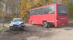 VIDEO: Nehoda autobusu u České skalice