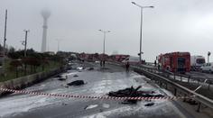 Vrtulník narazil do věže a spadl na dálnici. Minimálně 5 mrtvých!