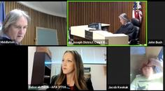 Přišel o řidičák. K soudu se připojil online a seděl přitom… za volantem!