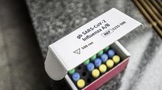 Nový "trojtest" od Karlovky zjistí Covid-19 i chřipku. Za stejnou cenu