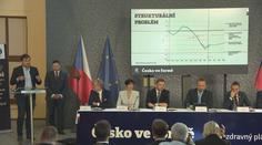 Vláda schválila konsolidační balíček. Od příštího roku se zvýší rodičovská