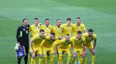 Všechno je jinak. "Sláva hrdinům" může na ukrajinských dresech zůstat