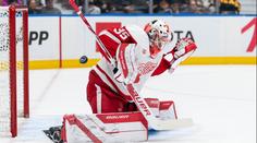 Parádní premiéra českého brankáře v NHL! Vychytal hvězdného McDavida