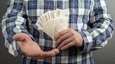 Slovenští důchodci dostali 13. důchod. Ministerstvo prozradilo, co čeká ty české