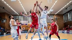 Fanoušci se loučí s basketem v Nymburce. Zveřejnili parte, přijdou v černém