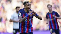 Barcelona hrála přes půl hodiny v deseti. I tak Valencii dokázala porazit