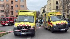 Pražská zásahovka šla do akce v ochranných oblecích. Muž hrozil explozí a antraxem