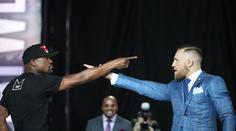Ne tak rychle McGregore! Mayweather rivalovi připomněl nevyřízené účty
