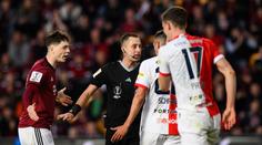 Mladý sudí přepisuje historii. Opět dostane možnost pískat pražské derby