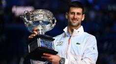 Prestižní turnaj opět bez Djokoviče. Srb se odhlásil kvůli očkování