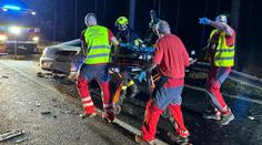 Děti bojují o život, otec zemřel. Mladík sešrotoval auto s pětičlennou rodinou