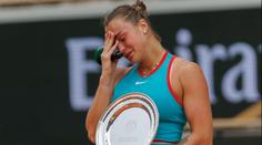 Smutek z Roland Garros zahání v plavkách. Sabalenková si užívá u moře