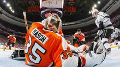 Voráček nahrával. Flyers ale přišli o vítězství v poslední minutě