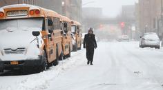 USA svírá sněhová kalamita. A bude hůř, varují meteorologové