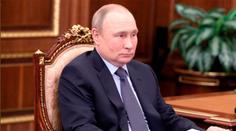 Putin je po operaci, zákrok se zdařil, říká zdroj z Kremlu. Jeho stav je ale nejistý