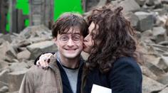 Harry Potter přiznal lásku ke starší kolegyni. Vyznal se jí v dopise