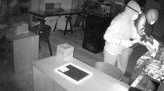 Neznámí muži odcizili hodinky za tři miliony korun. Policie po nich pátrá