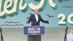 Joe Biden upevňuje své vítězství. Těsně vyhrál v Arizoně