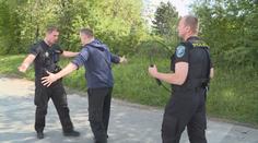 Strážníci mají nový vynález! S tímhle už jim agresor neupláchne