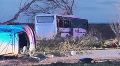 V Praze se srazil autobus s autem. Na místo byl povolán i vrtulník