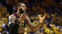 Jedno z nejlepších LeBronových představení! Cleveland přesto padl