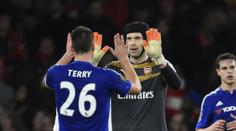 Kamarádi opět spolu? Terry by mohl zamířit k Čechovi do Arsenalu