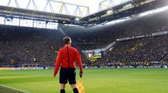 FIFA chystá revoluci ve fotbale. Už žádné špatně odpískané ofsajdy